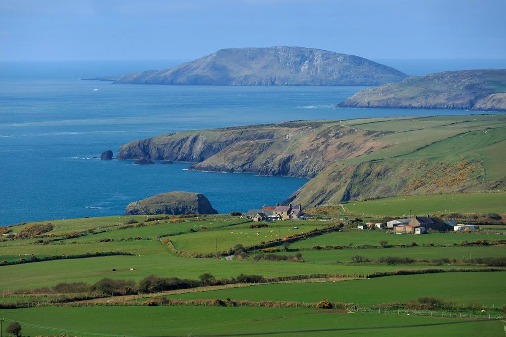 Rhiw 2 Bryn Tirion Villa Bagian luar foto